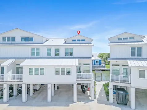 38 Mazatlan Drive 11 Rockport TX 78382