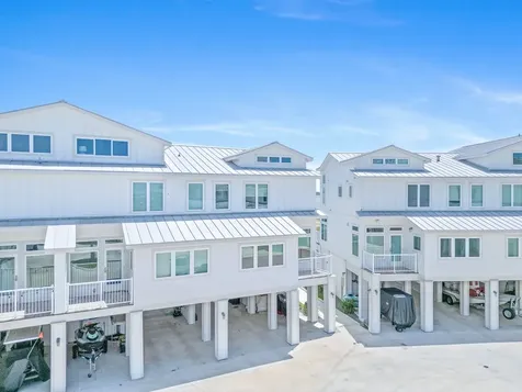 38 Mazatlan Drive 11 Rockport TX 78382