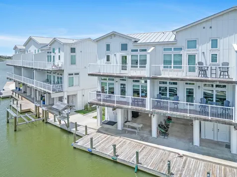 38 Mazatlan Drive 11 Rockport TX 78382