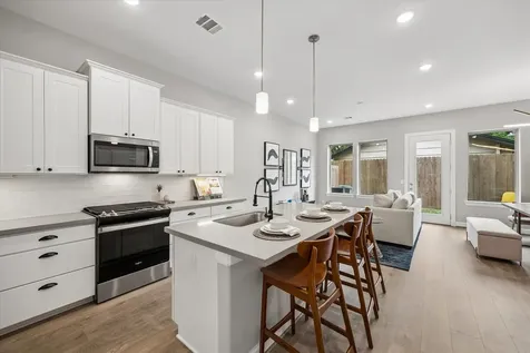 5214 Amber Sunrise Drive Houston TX 77018