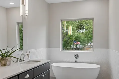 5214 Amber Sunrise Drive Houston TX 77018