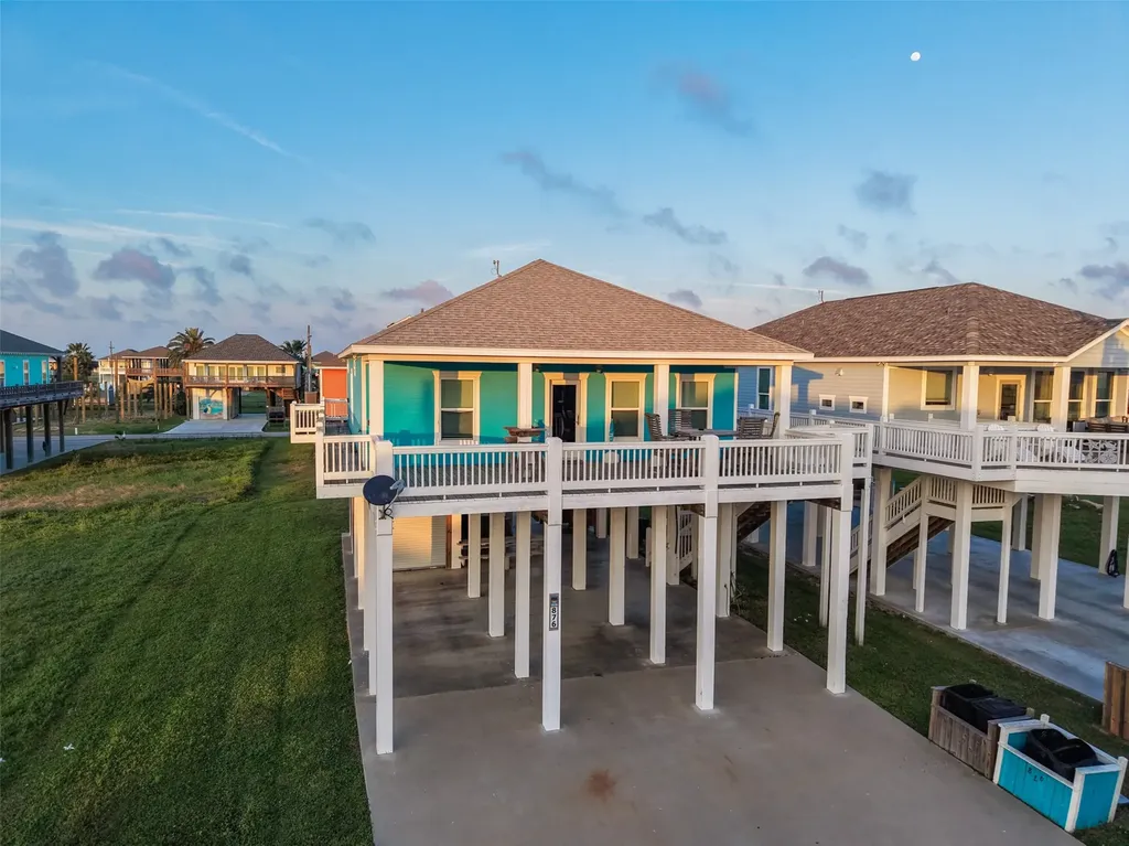 876 Palmetto Drive Port Bolivar TX 77650