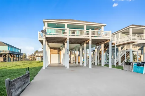 876 Palmetto Drive Port Bolivar TX 77650