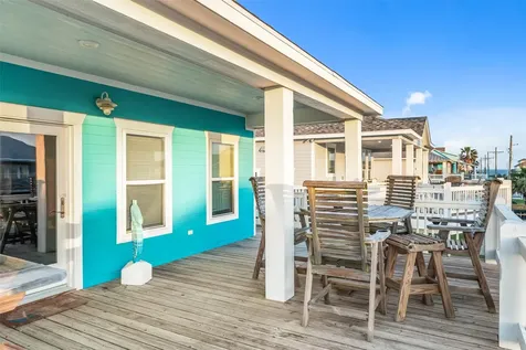 876 Palmetto Drive Port Bolivar TX 77650