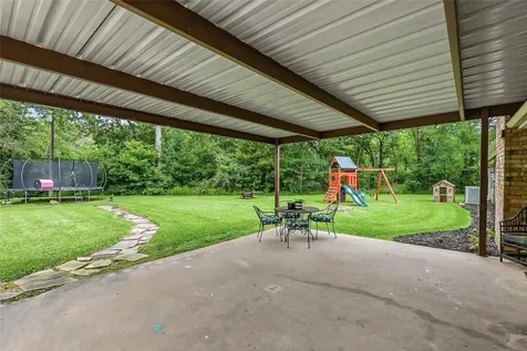 906 Standley Road Madisonville TX 77864