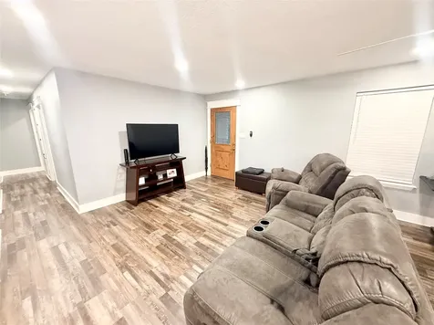 4238 County Road 507 Brazoria TX 77422