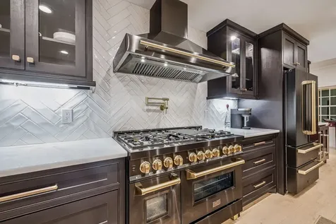 10 Starviolet Street The Woodlands TX 77380
