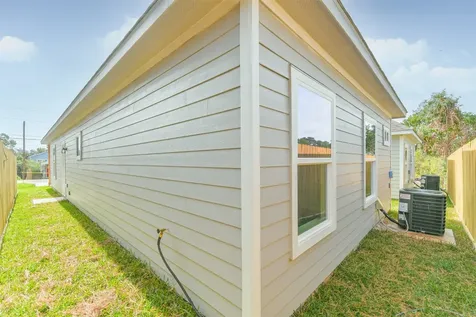 16918 W Forrestal Montgomery TX 77316