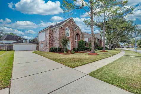 2618 Pinebend Drive Pearland TX 77584