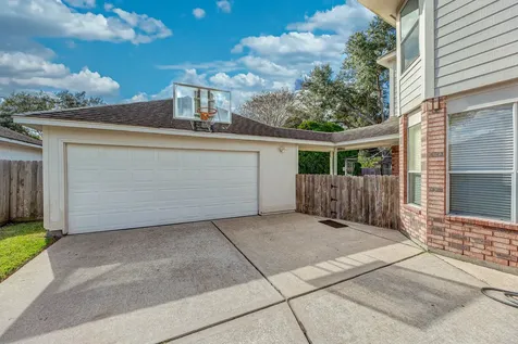 2618 Pinebend Drive Pearland TX 77584
