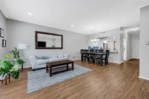 14703 Barryknoll Lane 23 Houston TX 77079