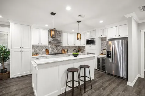1405 Walton Street Houston TX 77009