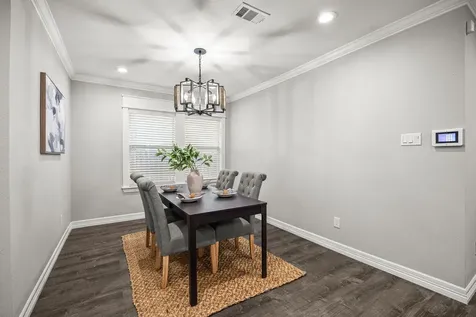 1405 Walton Street Houston TX 77009
