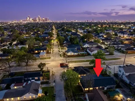 1405 Walton Street Houston TX 77009