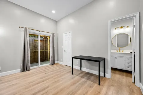 4321 Sycamore Street Dallas TX 75204