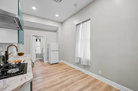 4321 Sycamore Street Dallas TX 75204