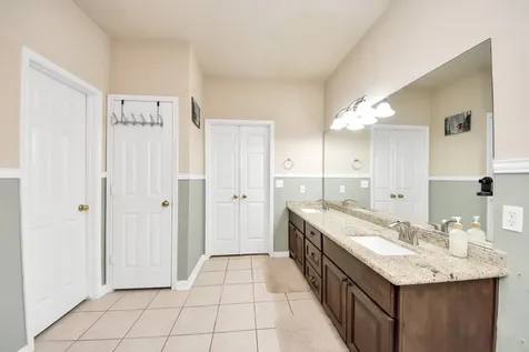 13635 Treebank Lane Houston TX 77070