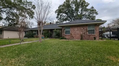 5306 Briarbend Drive Houston TX 77096