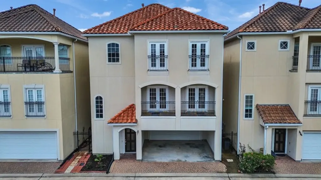 7147 Windwater Parkway S Houston TX 77036