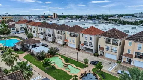 7147 Windwater Parkway S Houston TX 77036