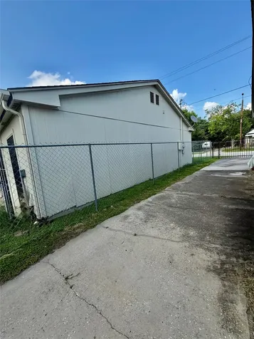 1919 Gregg Street Houston TX 77020