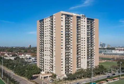 2929 Buffalo Speedway A303 Houston TX 77098