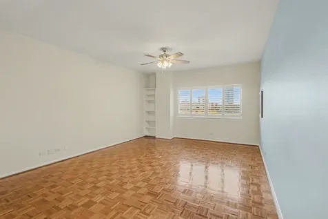 2929 Buffalo Speedway A303 Houston TX 77098