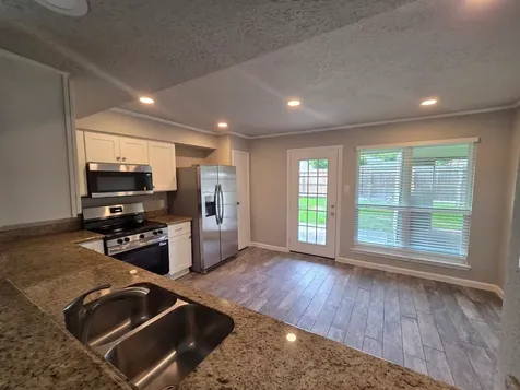 5618 Stone Creek Drive La Porte TX 77571