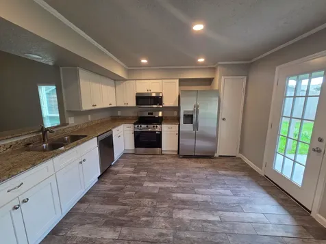 5618 Stone Creek Drive La Porte TX 77571