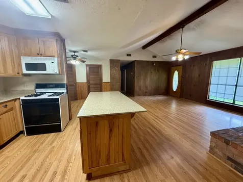 42672 Us Highway 96 S Buna TX 77612
