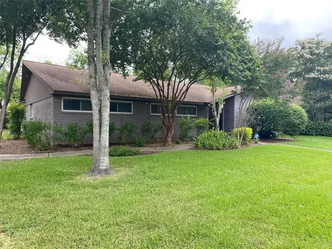 9614 Greenwillow Street Houston TX 77096