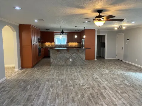 9614 Greenwillow Street Houston TX 77096