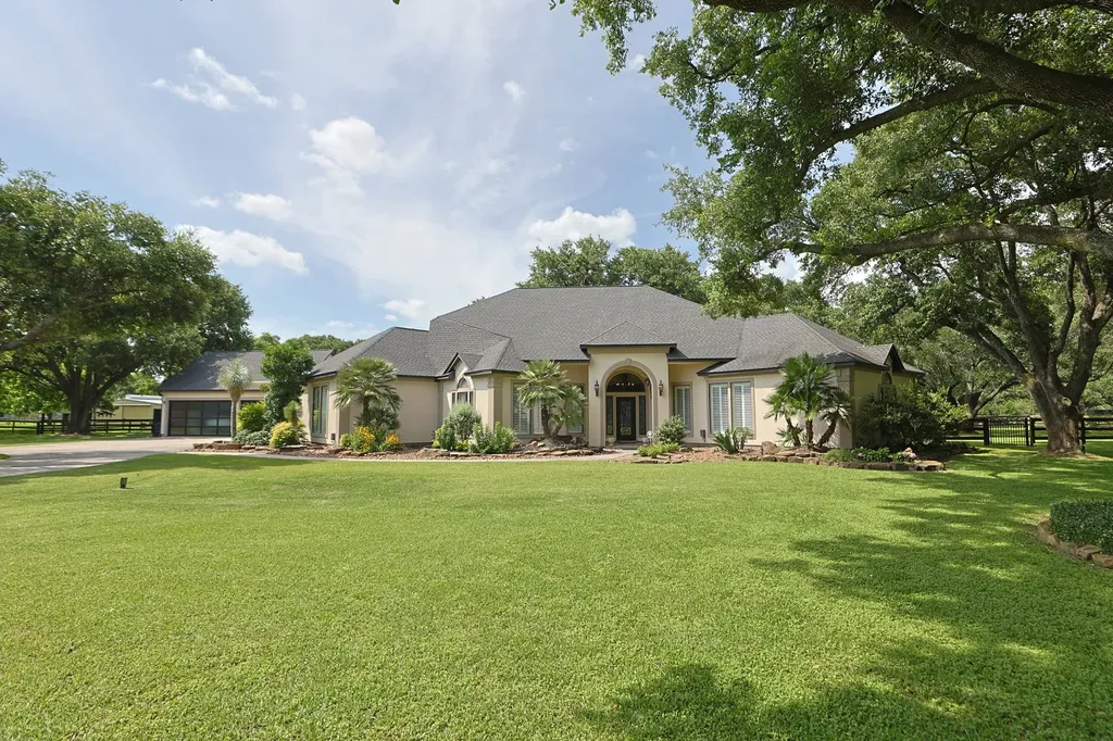 17514 Queenslake Drive Cypress TX 77429