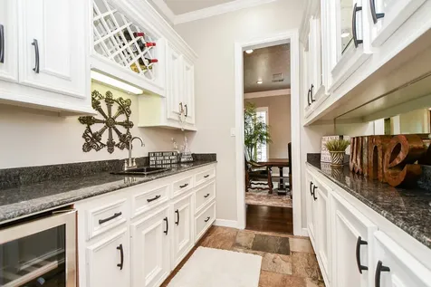 17514 Queenslake Drive Cypress TX 77429