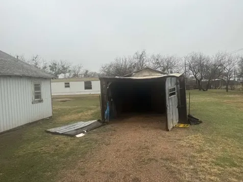 301 N Bois D Arc Street Holliday TX 76366
