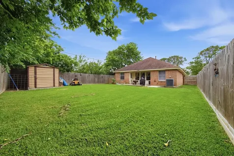 1916 41st Avenue N Texas City TX 77590