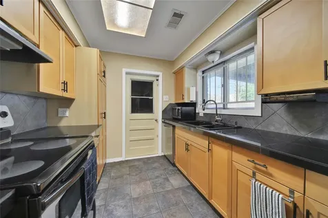4210 Gardendale Drive Houston TX 77092