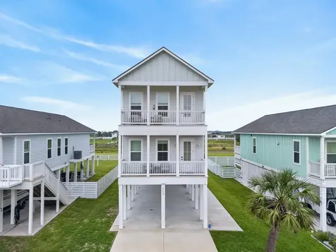 2503 103rd Street Galveston TX 77554