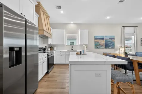 2503 103rd Street Galveston TX 77554