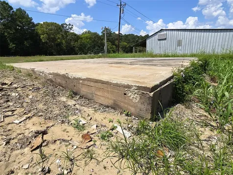 33492 Highway 146 N Cleveland TX 77327