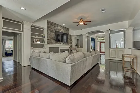 2 Candlenut Place The Woodlands TX 77381