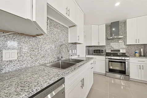 15707 Crooked Arrow Drive Sugar Land TX 77498
