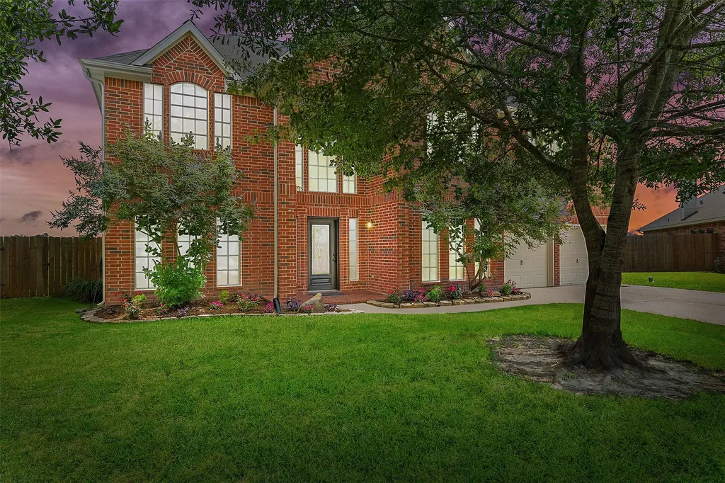 8206 Shady Grove Street Baytown TX 77523