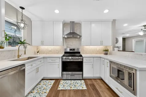 11130 Holly Hill Lane Houston TX 77041