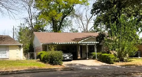 7613 Parker Road Houston TX 77016