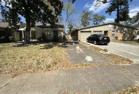 7613 Parker Road Houston TX 77016