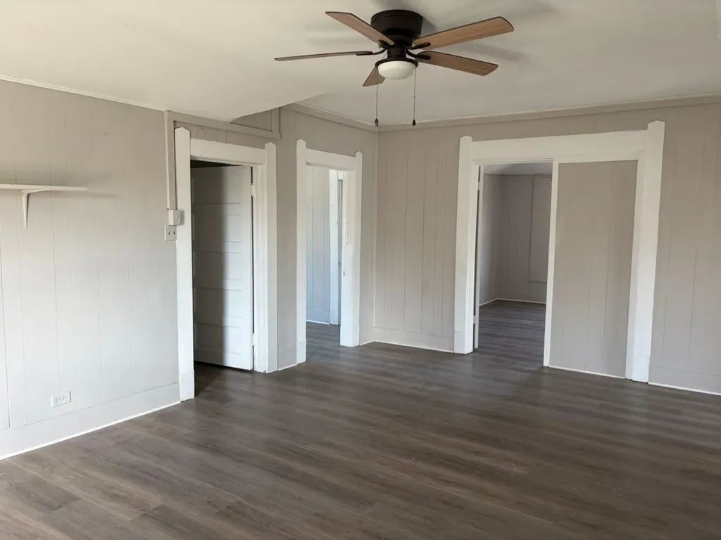 931 9th Avenue 2 Port Arthur TX 77642