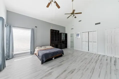 9003 Tami Renee Lane Houston TX 77040