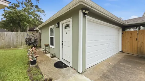 9003 Tami Renee Lane Houston TX 77040