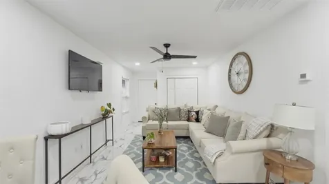9003 Tami Renee Lane Houston TX 77040